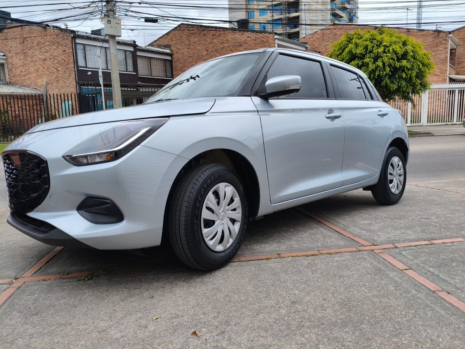 SUZUKI SWIFT HÍBRIDO MODELO 2027 en alquiler en Bogotá, foto 5