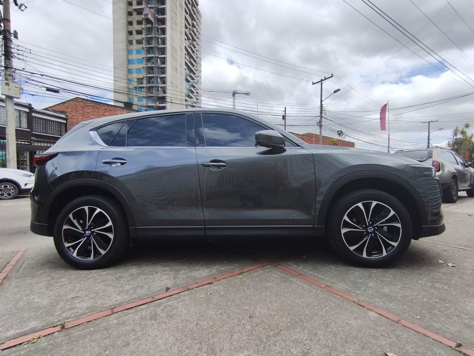MAZDA CX-5 MODELO 2023 en alquiler en Bogotá, foto 3